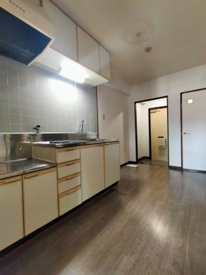  | グラシア南津の辺