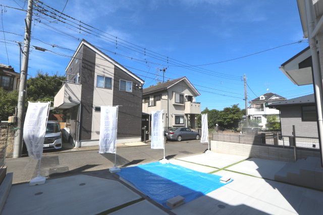 【外観】 | 【Heartfull Town】小平美園町3丁目 | アイデア次第で使い方が広がるロフト空間。多彩な用途で暮らしの幅が広がりますね。