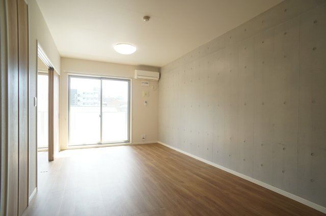 プレスタンテ中葛西Ⅱの居間・リビング|日当たり良好なリビングです。