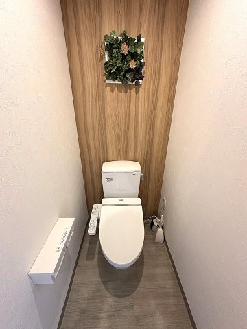 別号室です。現状優先。