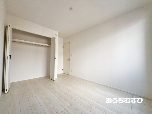 春日井市出川町5期(全1棟)の洋室