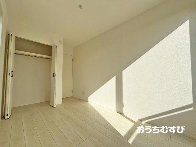 春日井市出川町5期(全1棟)の洋室