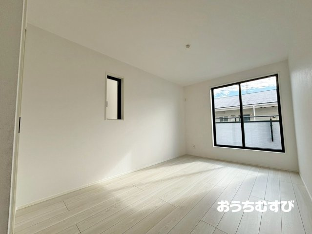 春日井市出川町5期(全1棟)の洋室