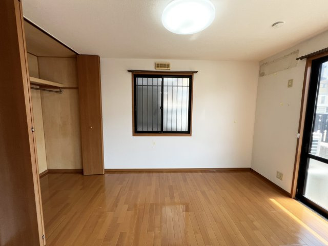 エピナール D棟の洋室