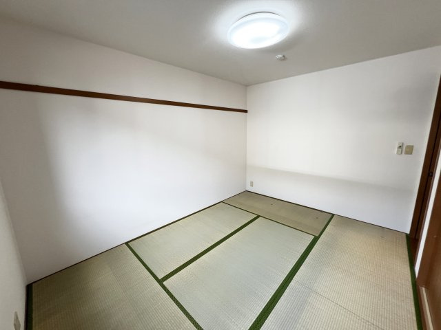 エピナール D棟の和室