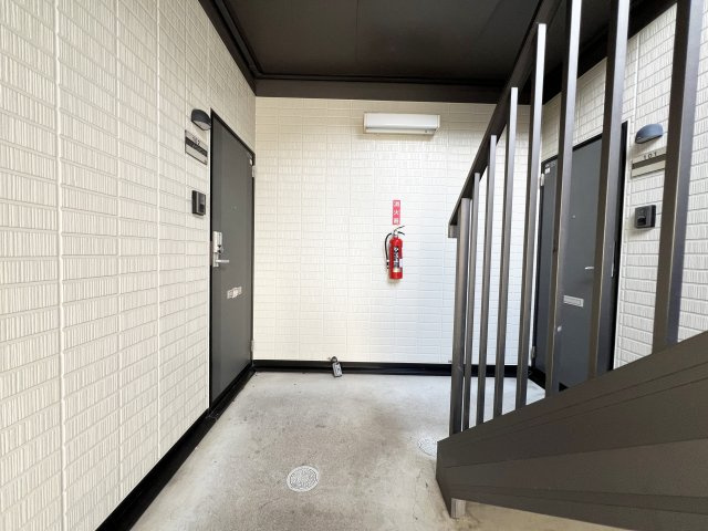 エピナール D棟のエントランス