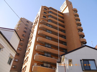 【外観】 | 大手町まで一本。「西巣鴨」駅より徒歩４分の好立地。投資用にもおススメです。