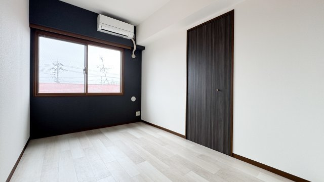 ライフコート東仙台の洋室