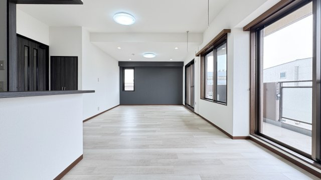 ライフコート東仙台の居間・リビング