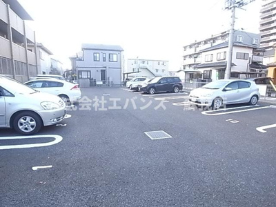 【駐車場】 | エターナルセンチュリー伍番館 | 駐車場完備です