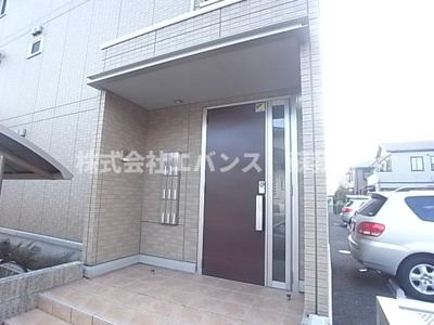 【エントランス】 | エターナルセンチュリー伍番館 | 清潔なエントランスです