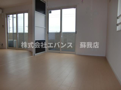 【寝室】 | エターナルセンチュリー伍番館 | 使い勝手のいい寝室です