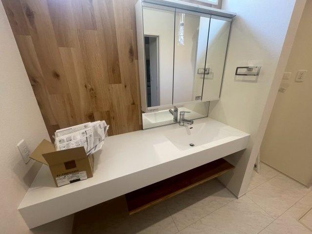 横浜市磯子区杉田8丁目 新築戸建て【仲介手数料無料】カースペース3台