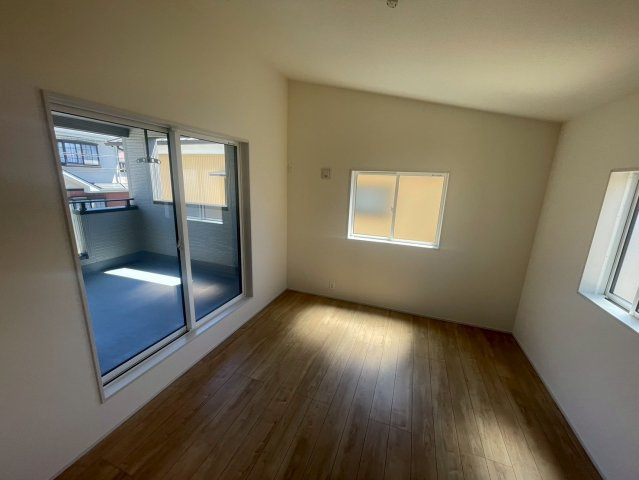 横浜市磯子区杉田8丁目 新築戸建て【仲介手数料無料】カースペース3台