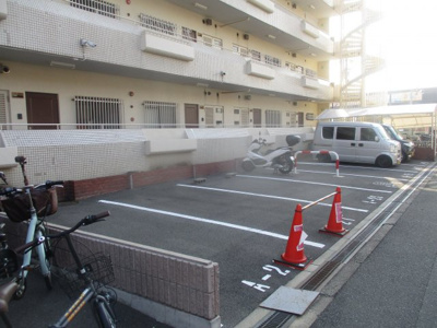 【駐車場】 | ハイツロイヤル