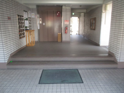 【エントランス】 | ハイツロイヤル