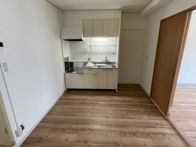 【居間・リビング】 | ハイツロイヤル