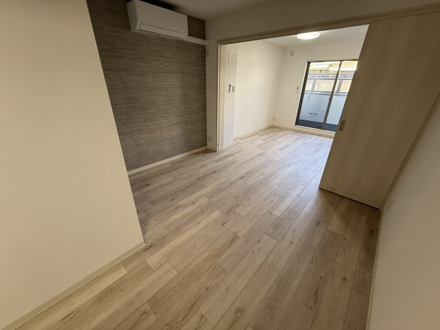 クリエオーレ豊島南の居間・リビング