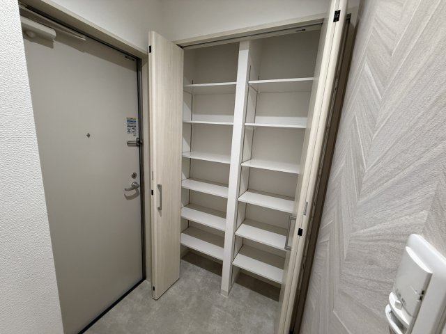 クリエオーレ豊島南の収納