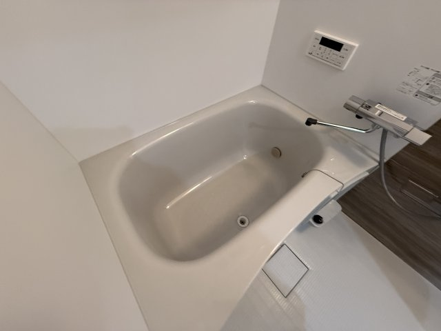 クリエオーレ豊島南の浴室