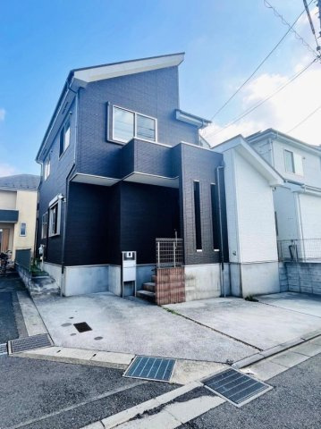 横浜市瀬谷区橋戸3丁目 中古戸建て【仲介手数料無料】カースペース2台の外観