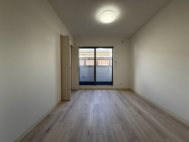 クリエオーレ豊島南の居間・リビング