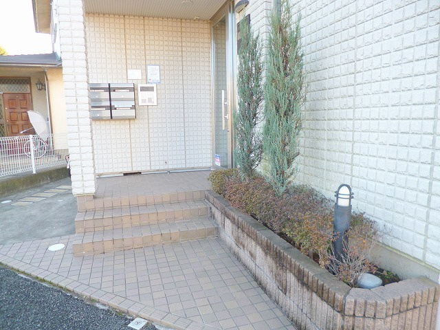 グリーンテラスのエントランス|エントランス　植栽も綺麗です
