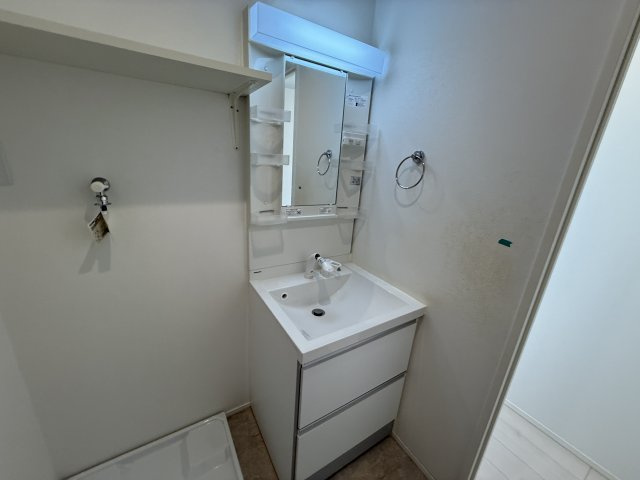 プラムハウスの独立洗面台