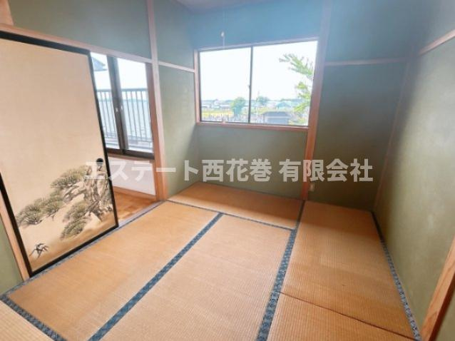 花巻市上根子字法領　土地建物の寝室|2階和室6帖