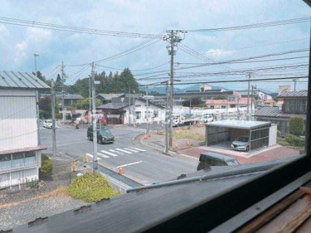 花巻市上根子字法領　土地建物の展望|湯口小学校、湯口郵便局が見えます（北西側）