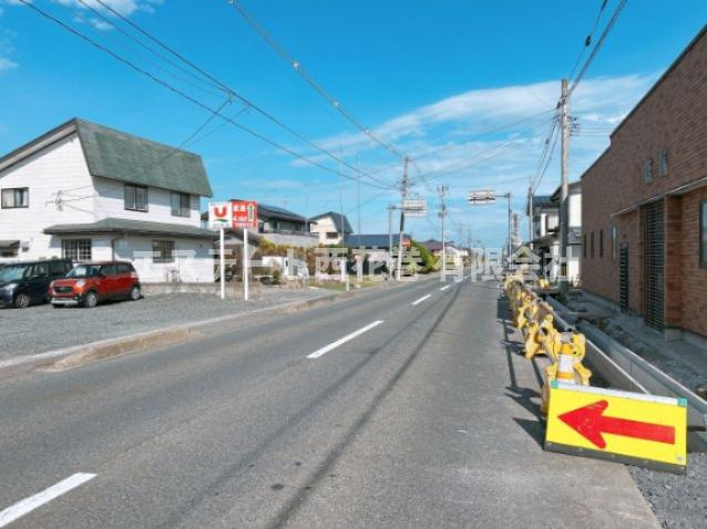 花巻市上根子字法領　土地建物の前面道路含む現地写真|県道12号線に接しています。
