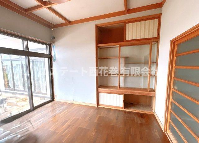 花巻市上根子字法領　土地建物の居間・リビング