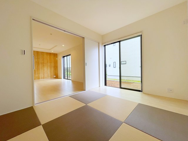 新築戸建・建売　寄居町赤浜第4　Livele Garden　全1棟の和室|畳は足触りがいいので裸足で歩いても気持ちがいいです！