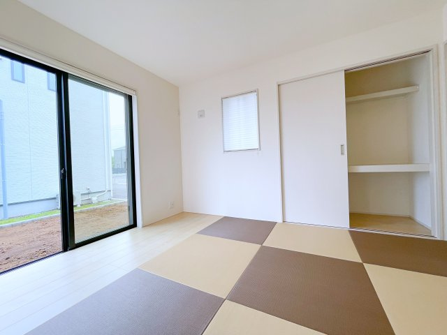 新築戸建・建売　寄居町赤浜第4　Livele Garden　全1棟の和室|用途に応じてアレンジのできる洋風も取り入れた和室！