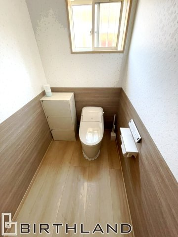 郡山市大槻町針生前田　リノベーション中古戸建　開成小学校・第一中学校のトイレ