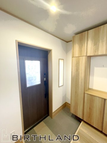 郡山市大槻町針生前田　リノベーション中古戸建　開成小学校・第一中学校の玄関