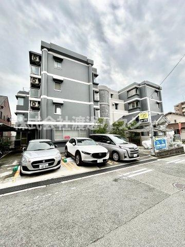 フレール緑地公園の外観