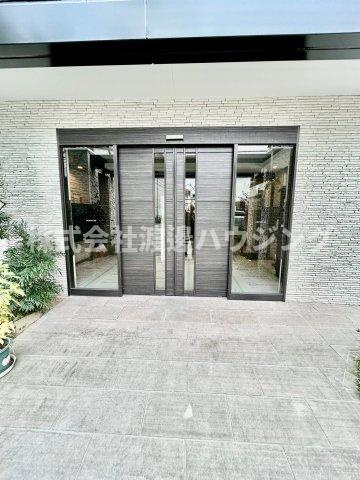 アンフィニXⅡ江坂ガーデンのエントランス