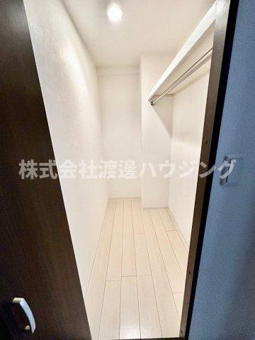 アンフィニXⅡ江坂ガーデンの収納|ウォークインクローゼット