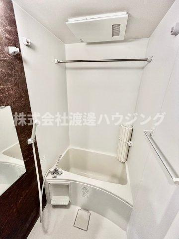エグゼ江坂の浴室