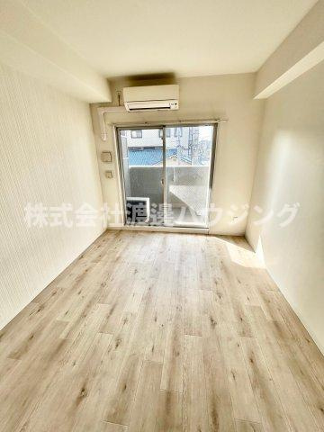 エグゼ江坂の寝室