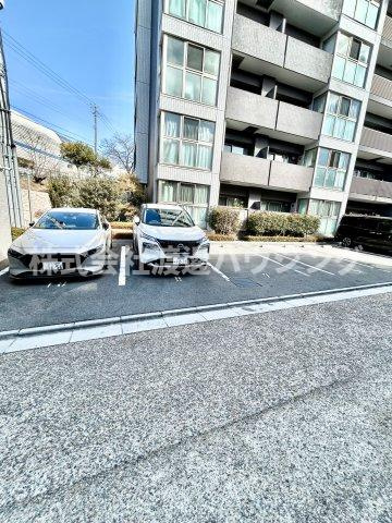 Stellaの駐車場