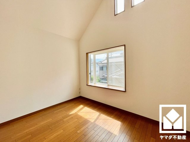 宇治市伊勢田町若林の子供部屋