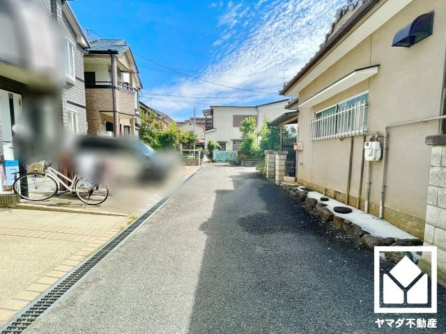 宇治市伊勢田町若林の前面道路含む現地写真