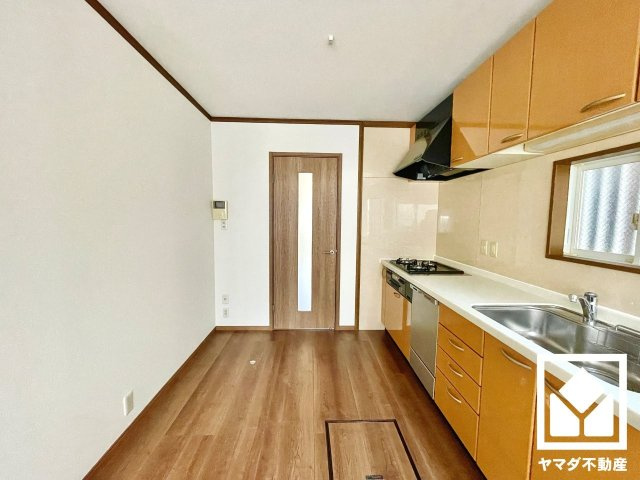 宇治市伊勢田町若林のキッチン