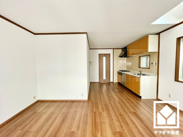 宇治市伊勢田町若林の居間・リビング