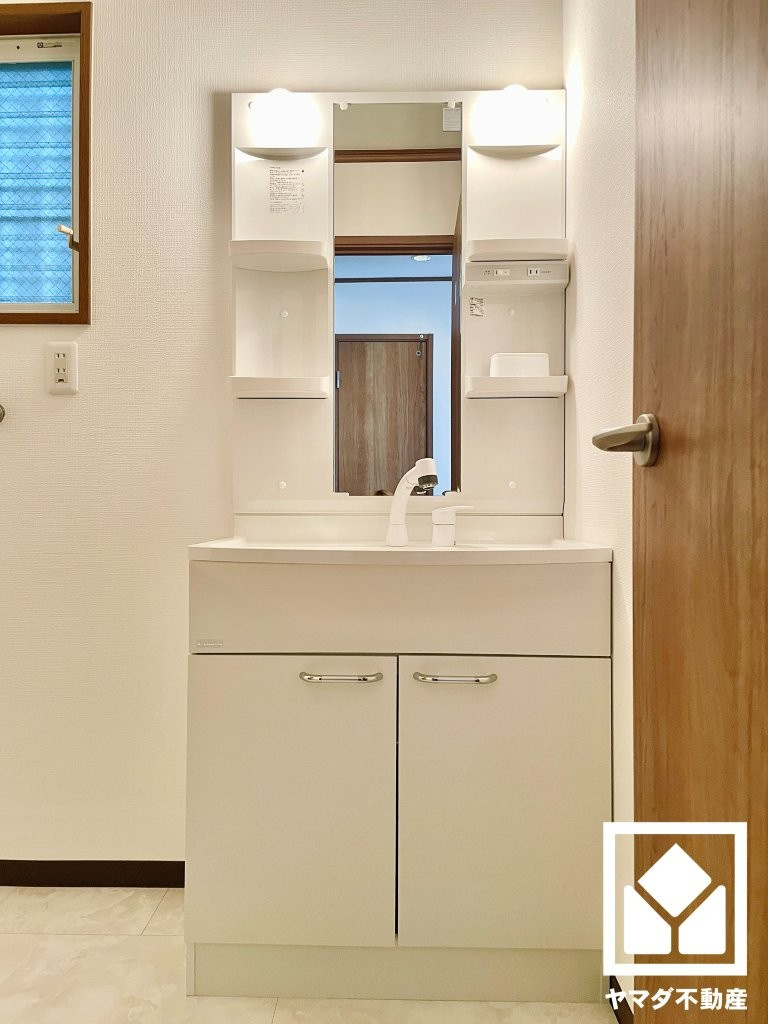 宇治市伊勢田町若林の独立洗面台