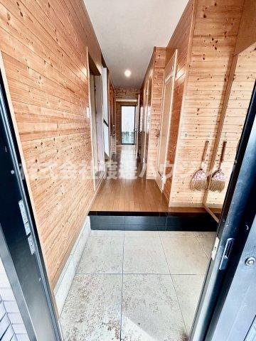 箕面5丁目戸建の玄関