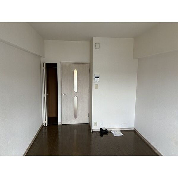 ソシエール高宮の居間・リビング