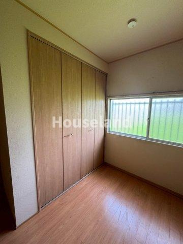 西大井戸建の収納